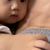 弟弟，你在摸哪里，让我也摸摸