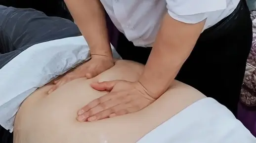 腹部按摩,针对不同人群的展油手法详细讲解!