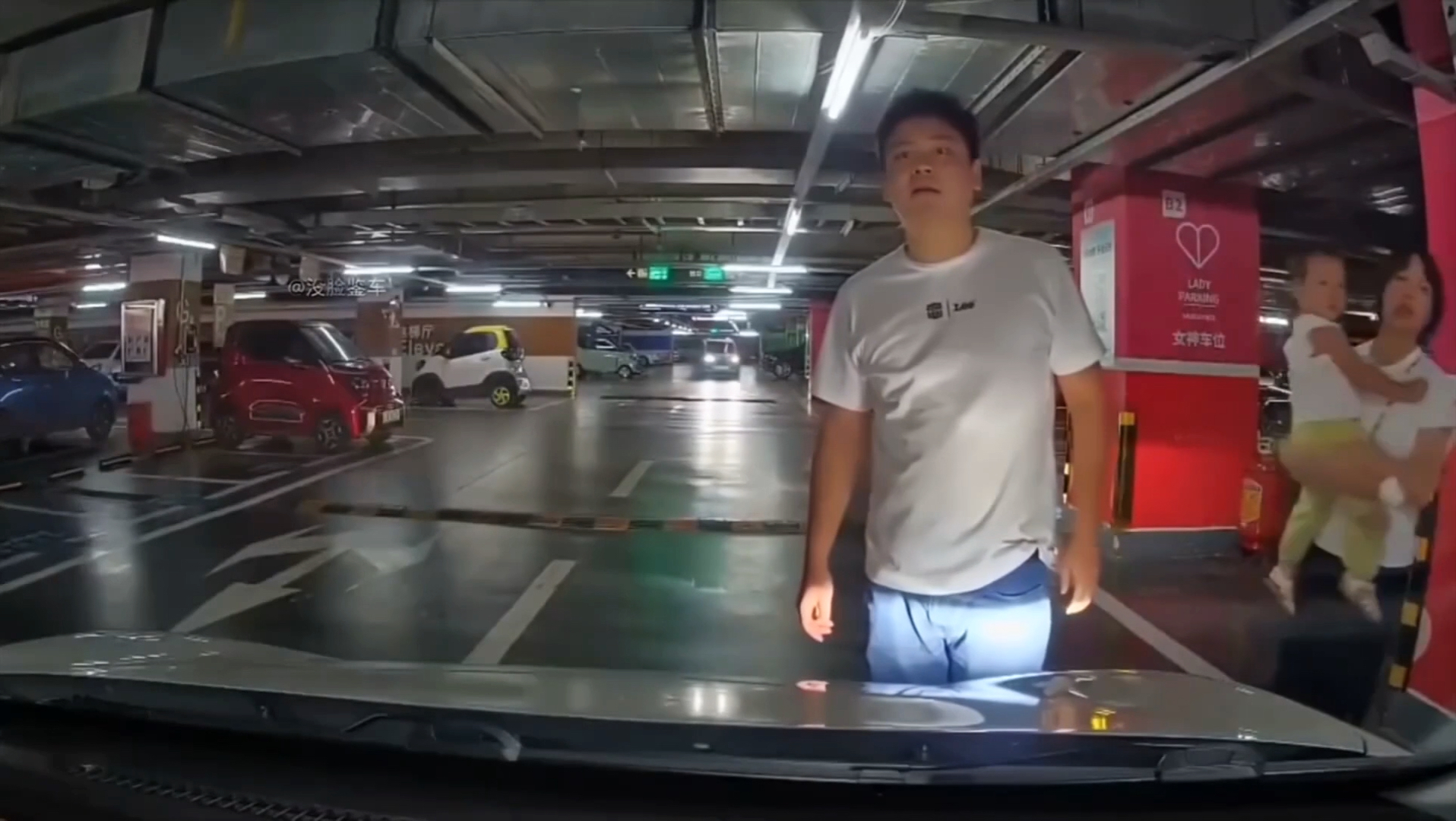 无知父母，那孩子生命开玩笑
