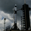 SpaceX“龙”飞船发射前67秒紧急取消 宇航员当场出舱撤离火箭