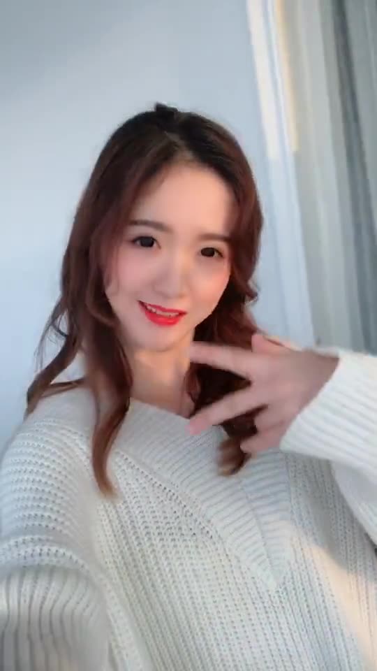 宸荨樱桃!最喜欢这样漂亮的小姐姐
