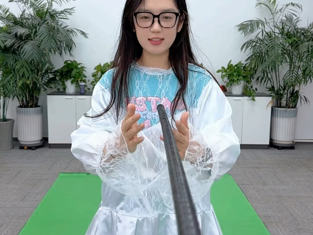 劈腿挑战