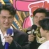 张信哲1989年综艺歌迷热线环节献出荧幕初吻