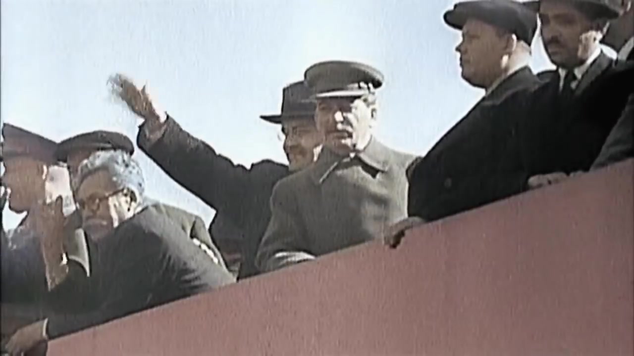 1941年5月1日苏联红场阅兵 德军代表也在(天真的斯大林)