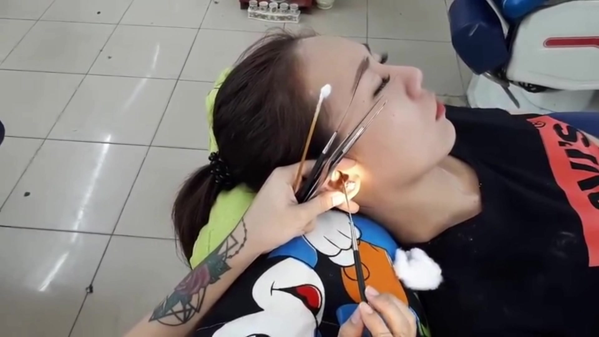 视觉asmr 越南按摩 女士纯享采耳掏耳朵 cut