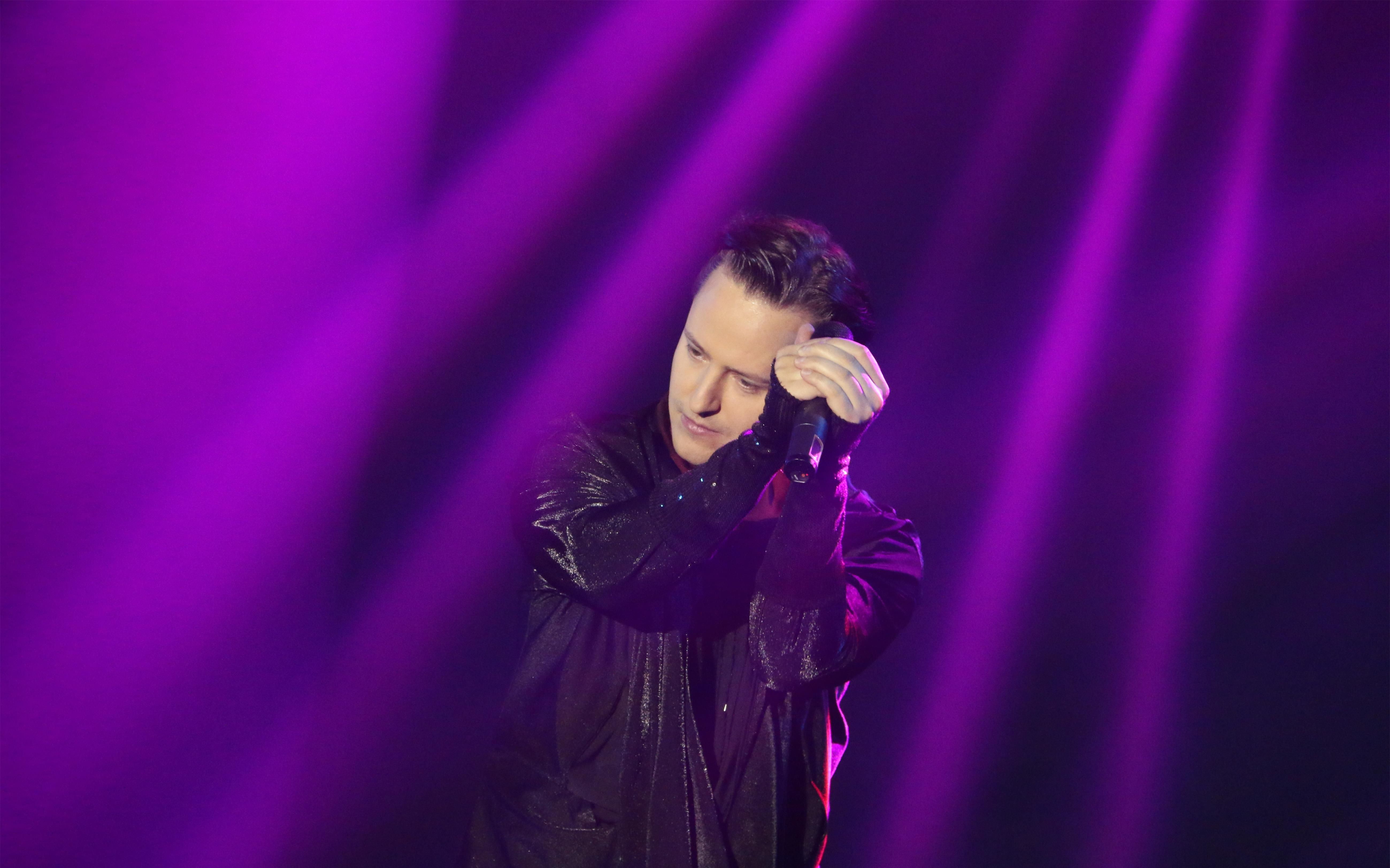 vitas【唯有你是我所爱 没有你 中俄字幕