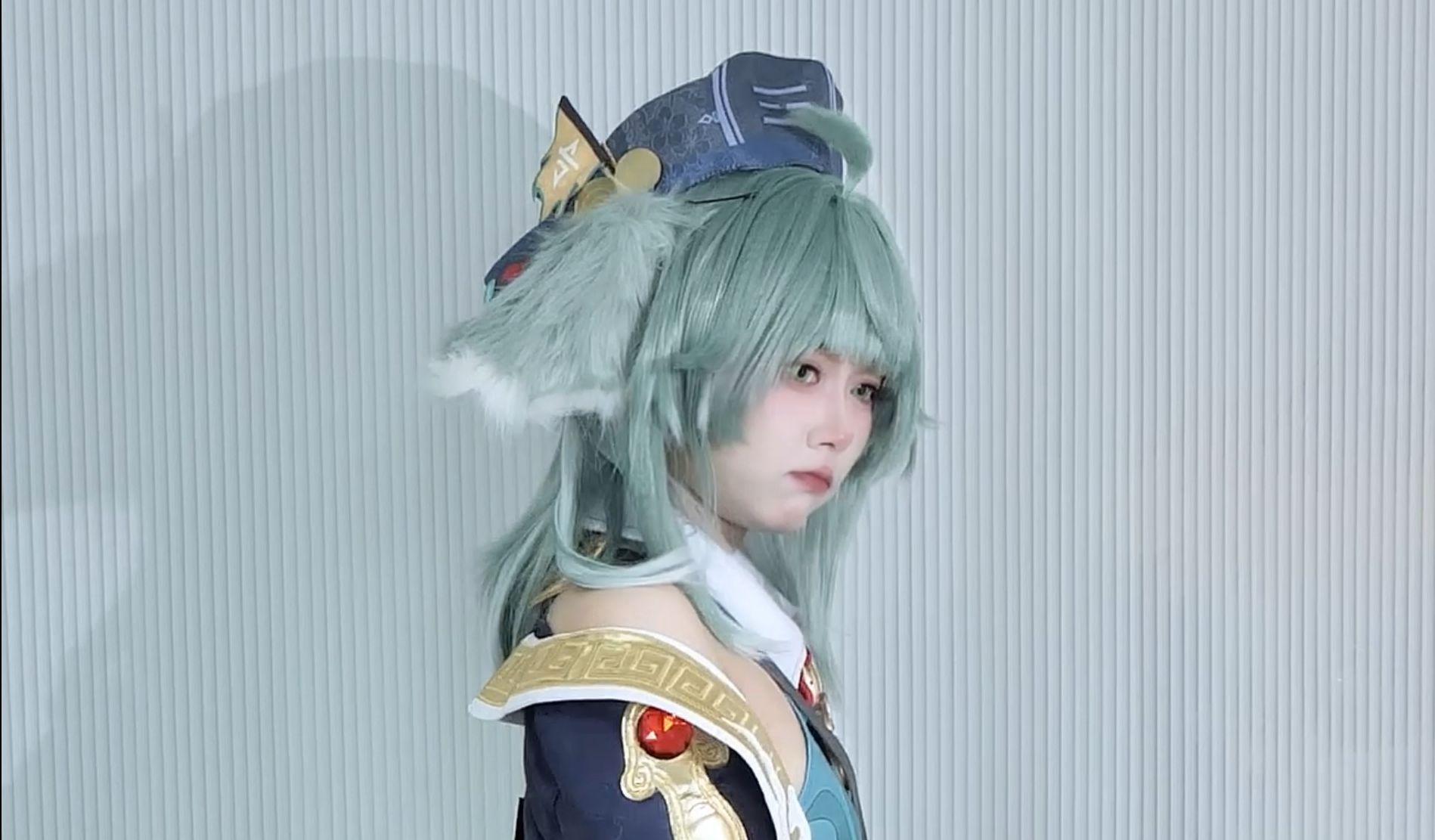 (onom.) hohohohohoho