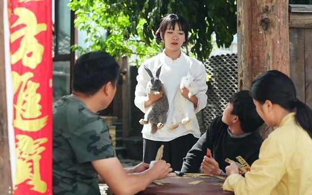 摘了一天的黄果柑，来只烤兔填肚子，绝绝子