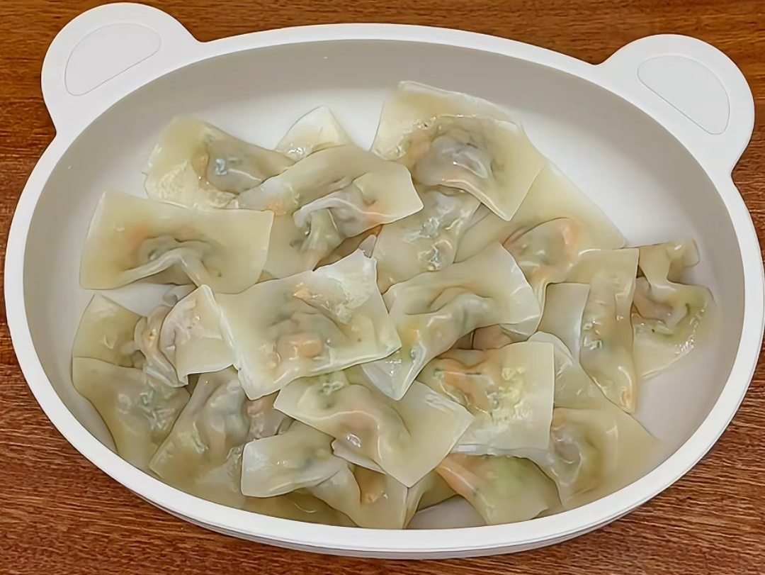 【宝宝辅食】鲜肉小馄饨｜10月龄+