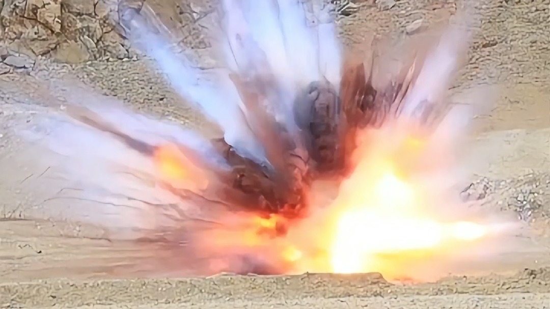 超燃卡点引起舒适！有强大的人民军队，就有山河安澜、家国安宁、人民安心❤️