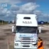 视频：实拍俄罗斯卡车司机逆天驾驶技能测试