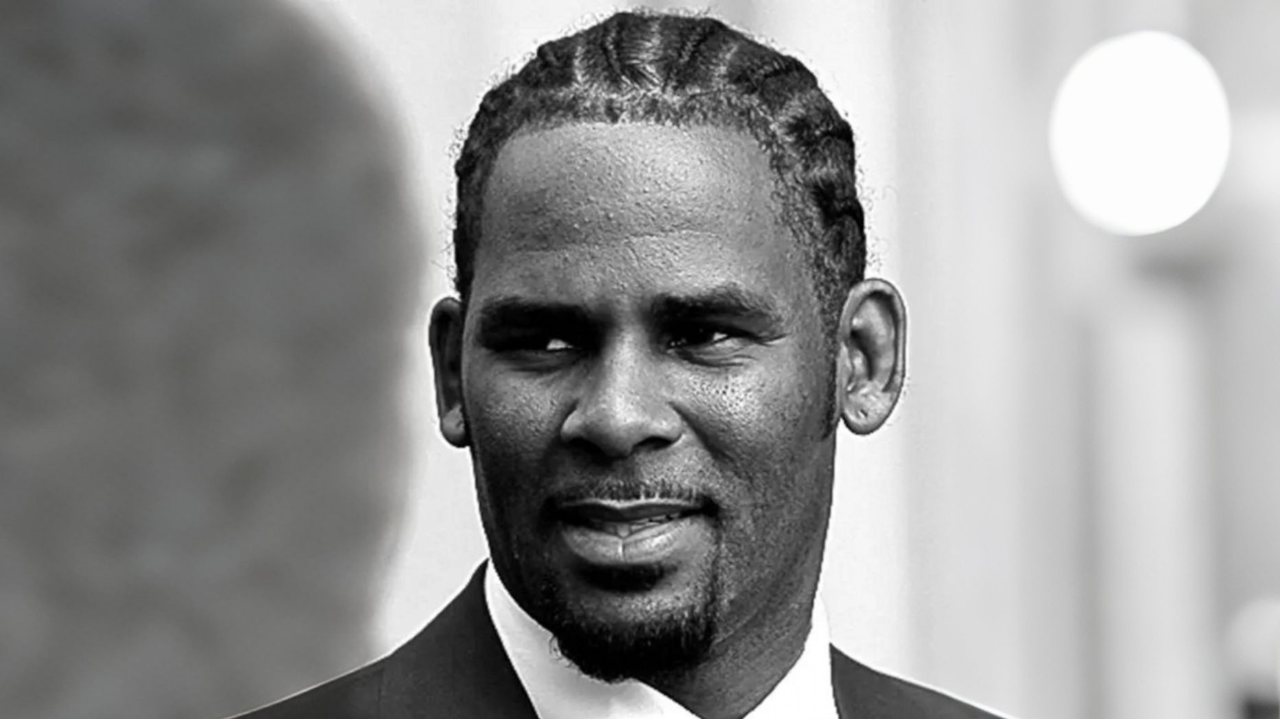 一个树立全美性犯罪标杆的R&B天王