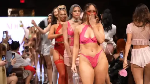 比基尼泳衣时装秀EP49