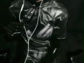 Miss Neon Gummy Live Slicing