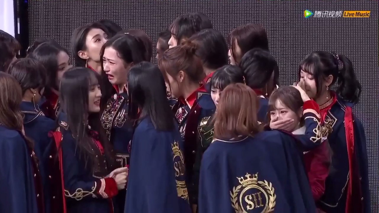 snh48一期大前辈竟公开说团内关系不太好让我们看看她们是如何勾心斗