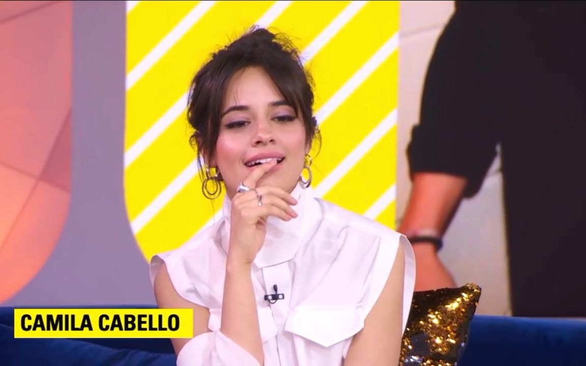 【camila cabello】is in times square today #trl