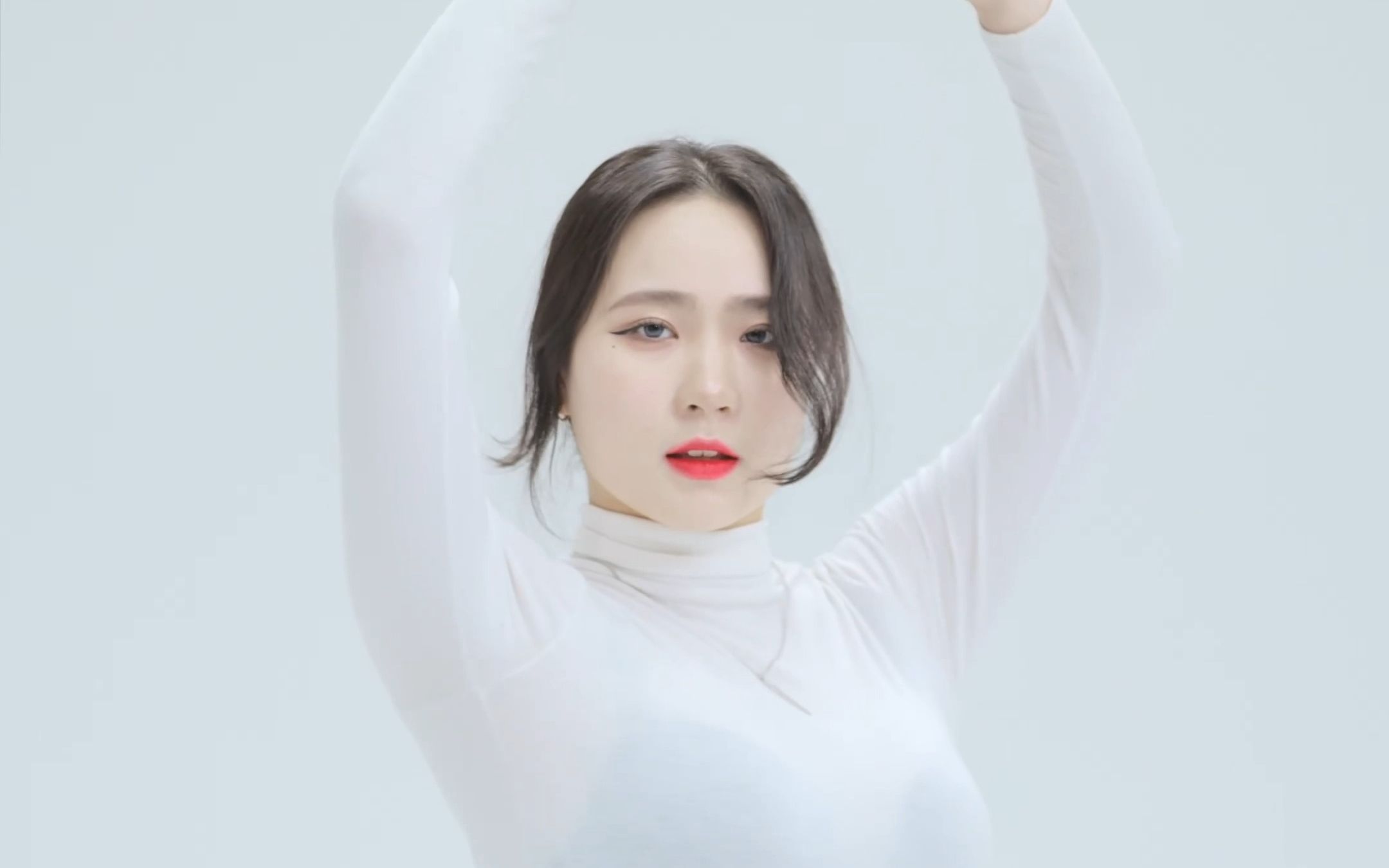 Jung In, Take A Hike, Jeans