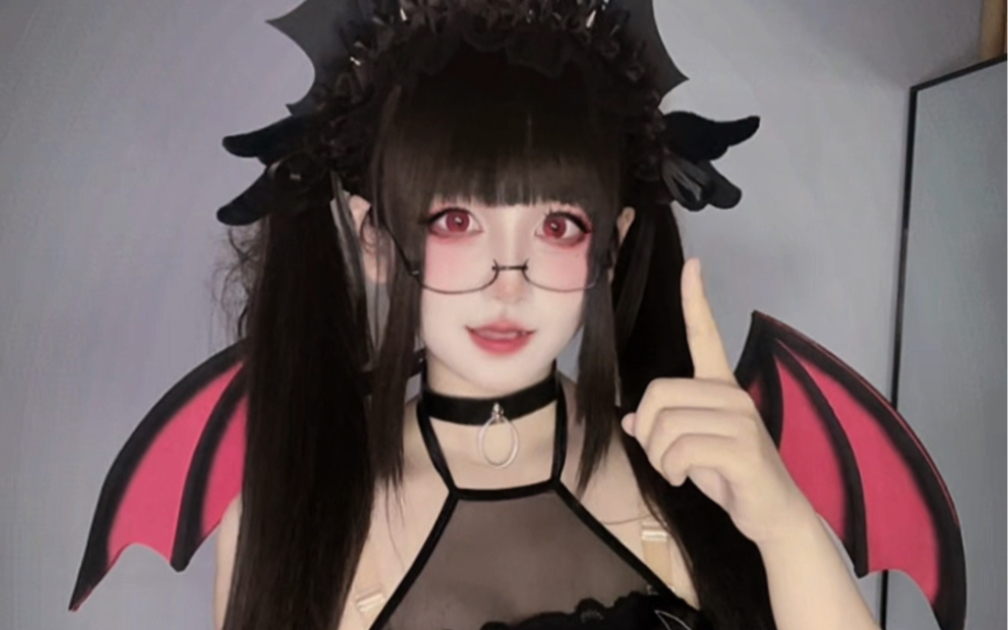 That tickles my armpit...