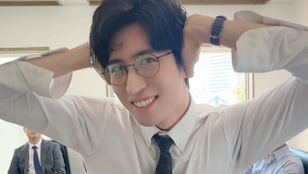 《开会迟到的我belike》