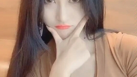 啥时候才能出门啊 30da8015905bc2fa33caa6d455300893972efd61.jpg@280w_158h_1c_100q.jpg