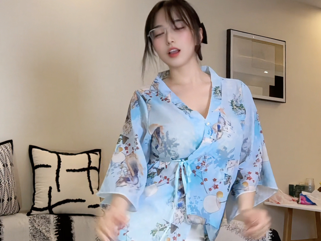 What would you do if you were your girlfriend for a day?