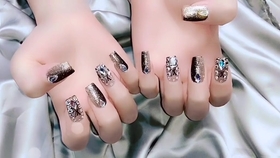 有没有推荐的美甲胶水牢固好用的 30fe622289e791d1920280306fdd67fac07fbe3c.jpg@280w_158h_1c_100q.jpg