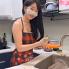 到同学家做客，同学妈妈请我帮忙下厨