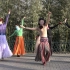 紫竹院广场舞《板蓝花儿开》杜老师领舞，歌曲好听，舞步优美好看