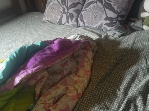 昨天肚子胀，又来给你们生产了