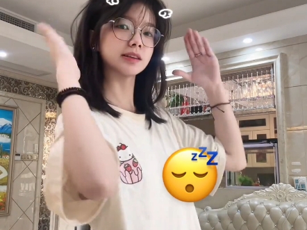 可可爱爱的尖子生