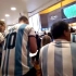 阿根廷巴里洛切一家餐厅里，球迷看阿根廷VS法国的点球大战