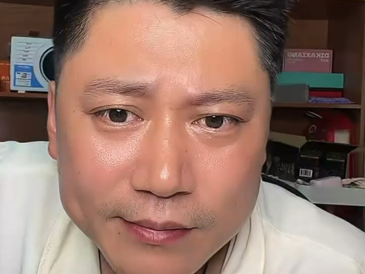 十三哥分享 柬埔寨 最新消息 缅北园区的前前后后和现在的电诈园区相比很多不一样了，缅北军方给电诈分子一栋楼，用来出租给中国人搞电诈
