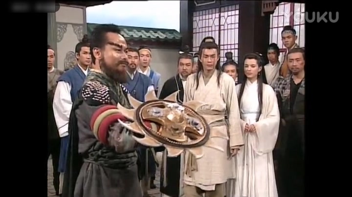 杨过偷穿金轮法王衣服,撞衫不可拍,谁丑谁尴尬