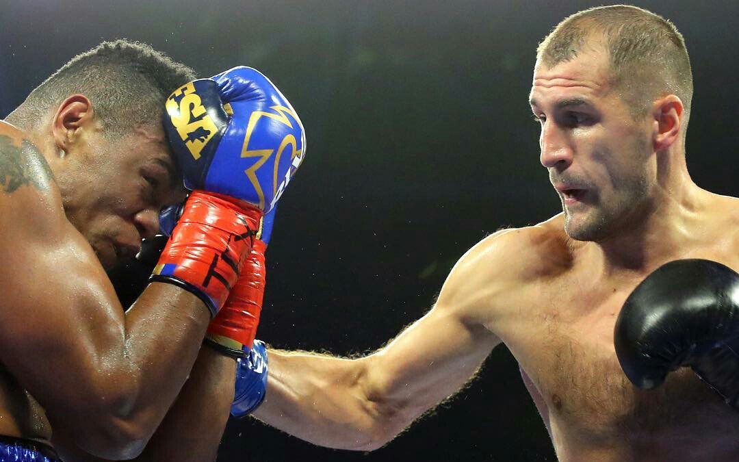 【boxing】"碎骨机"归来 :谢尔盖-科瓦列夫 vs 艾雷德-阿瓦雷兹 ii