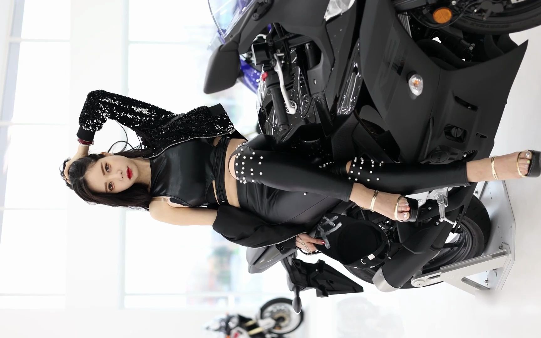 Han Minyoung Yamaha Online Car Show