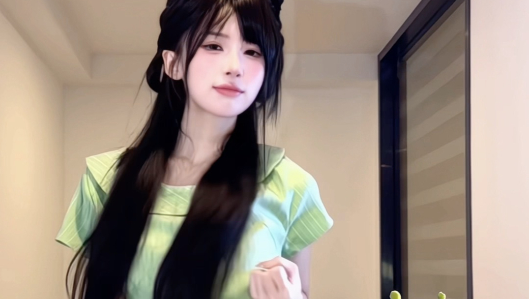 我也变成了绿色小猫