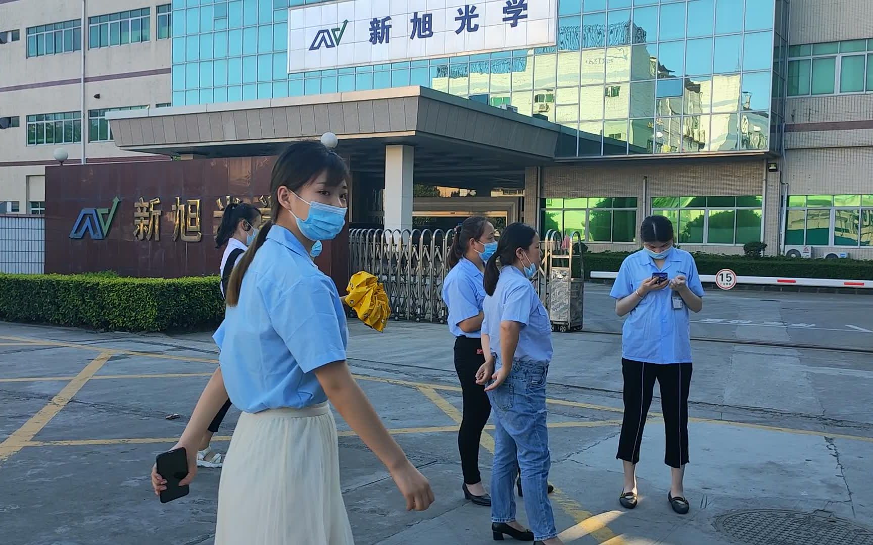财景故事：东莞女工的一天 日拍2万张照片（组图）--财经--人民网
