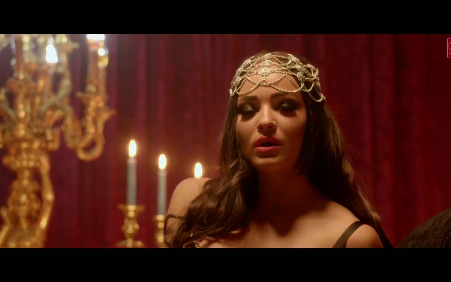 【印度經典兩首歌舞曲】 'Shakira' Full VIDEO Song_Welcome 2 Karachi 2015 Hindi