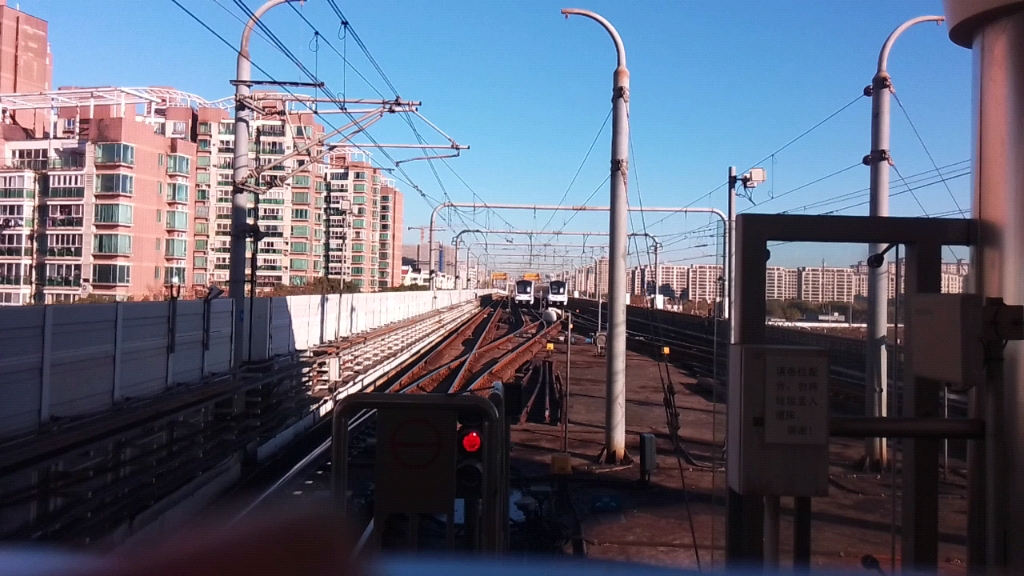 大修花木兰一世06029,终点站高青路,巨峰路进站,我发现这个大修车非常