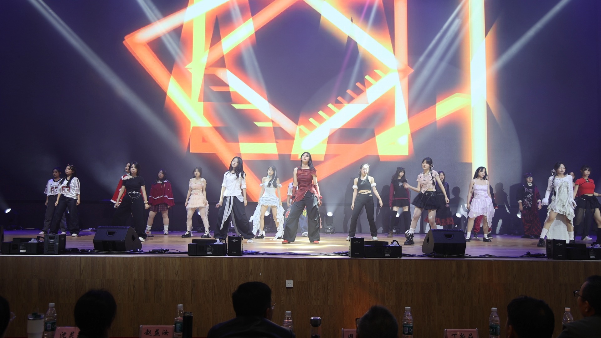 绍兴市阳明中学2026年元旦文艺汇演（十三）《随舞大秀》