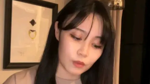 鷲尾伶菜 7.12 INS直播