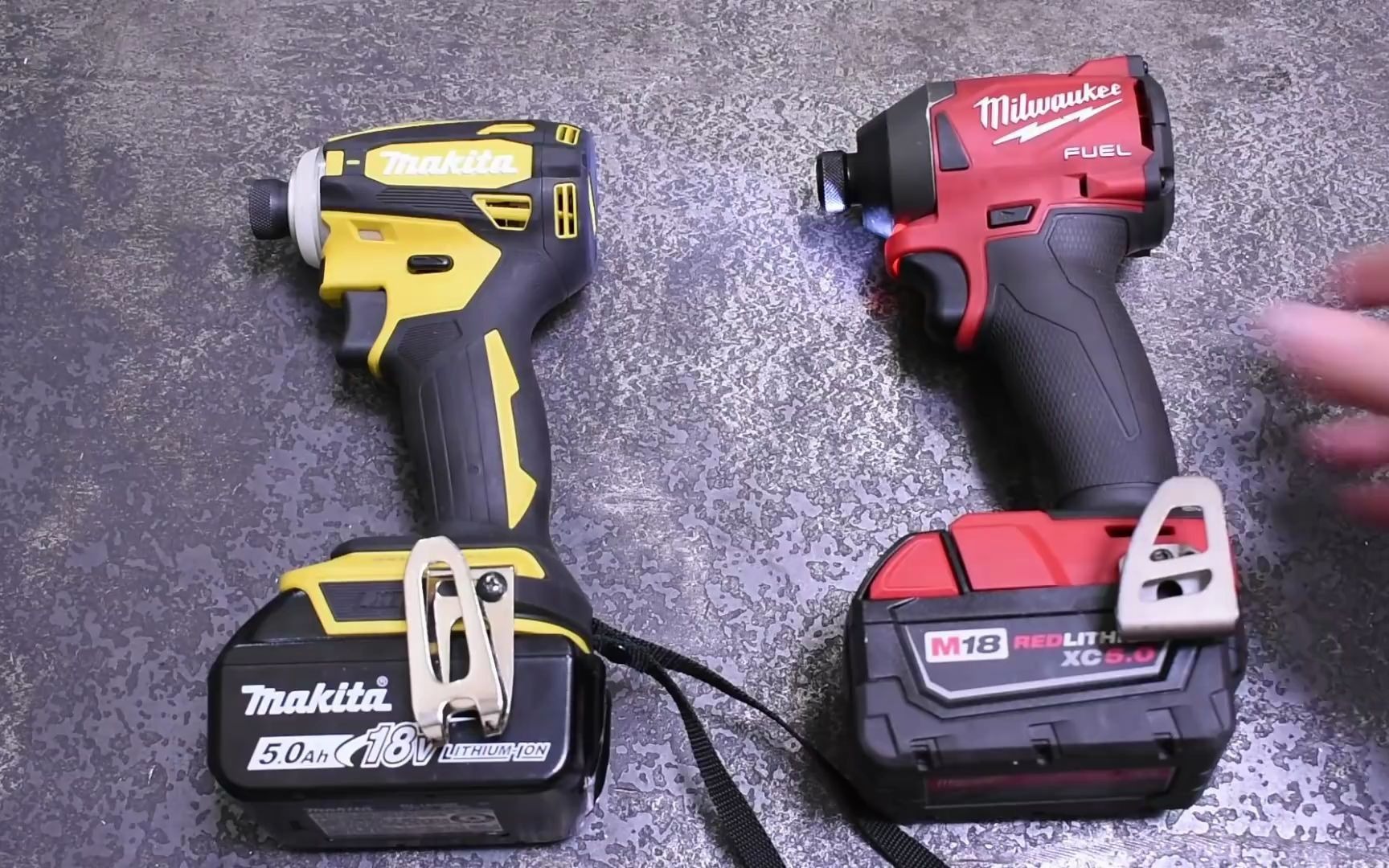 现今最hit冲击批扭力大比拼Makita TD172D vs Milwaukee Gen3 2853-20 
