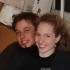 这是1995年，宾夕法尼亚大学，马斯克与大学初恋女友詹妮弗·格温的合影。那时的马斯克不为人知，他年轻活泼，甚至有些羞涩！
