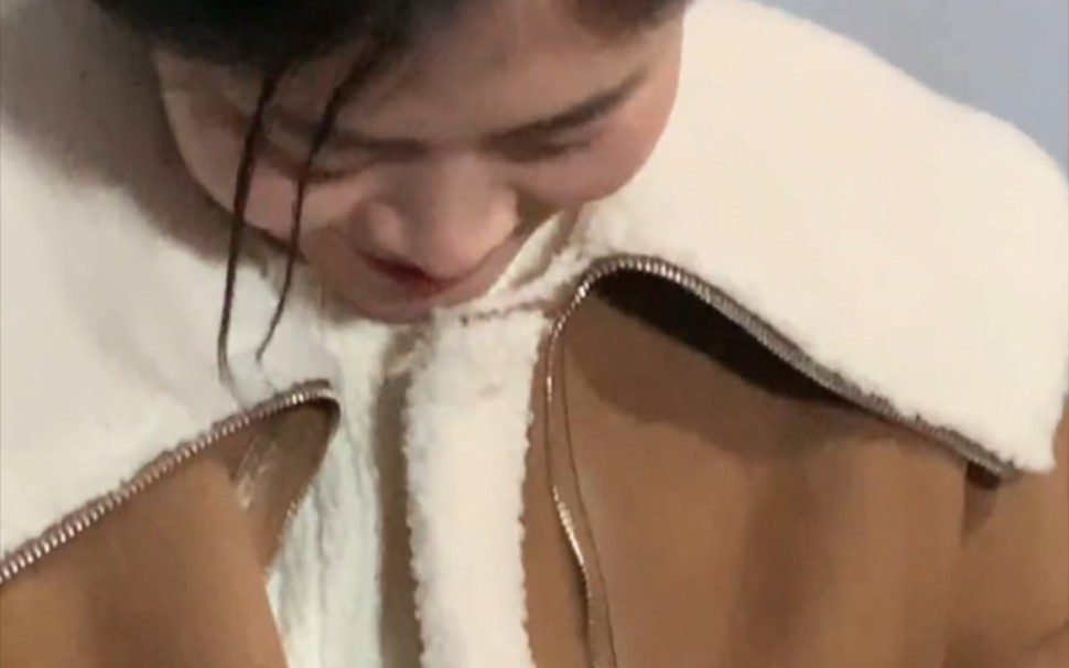 She said a woman who looks down and doesn't see her shoes is the most beautiful woman in the world.