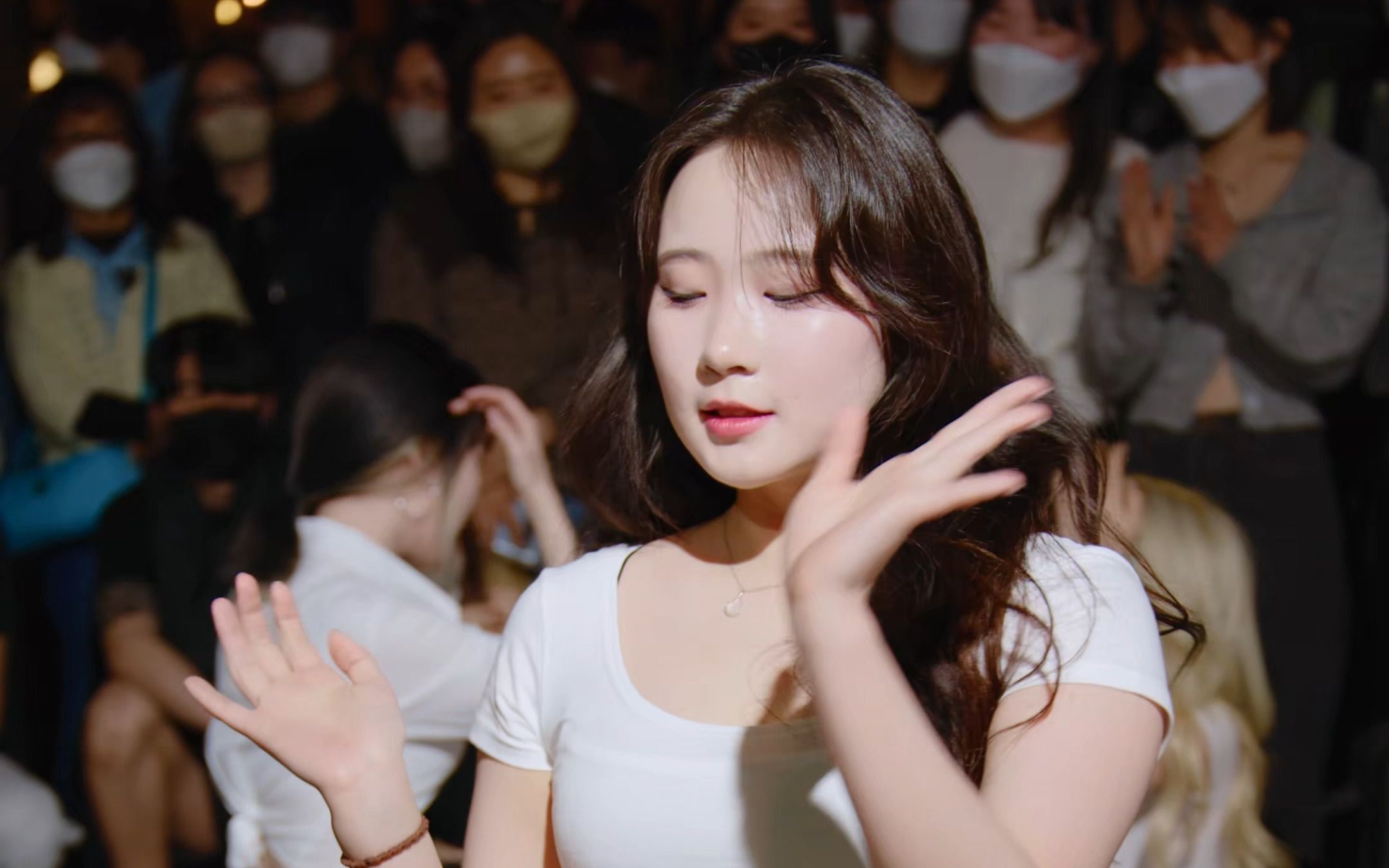 Jung In, WE GO, Outdoor