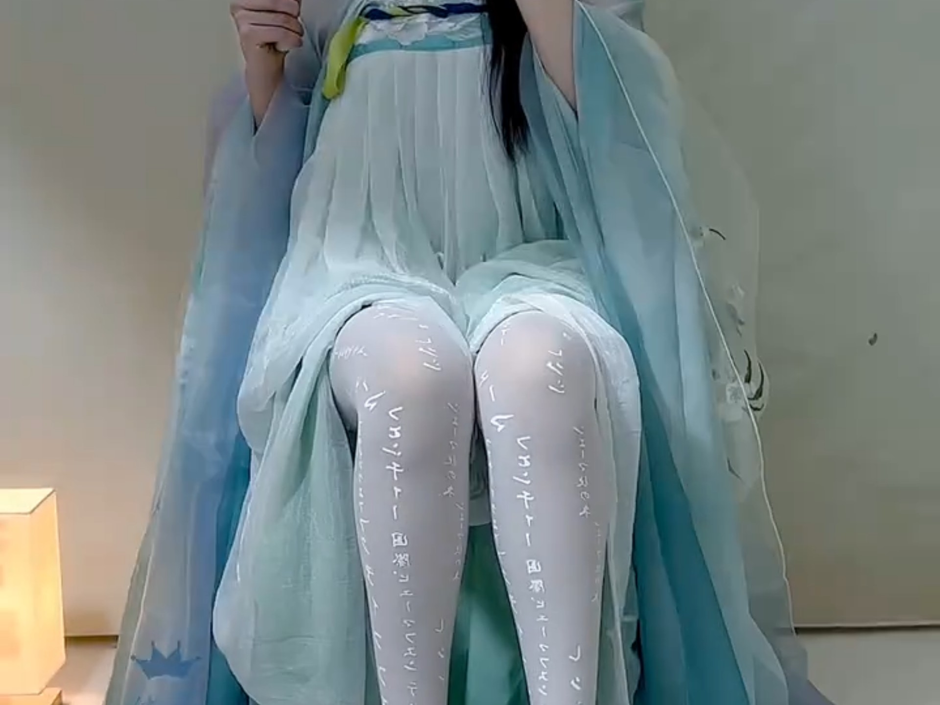 古风装＋汉元素＋下雨天