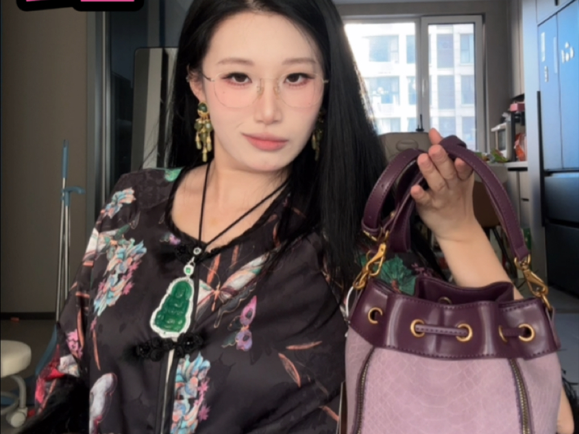 路遥女包测评，怎么感觉又亏又划算的