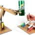 【手工制作】用纸壳制作一个液压机械臂！非常有趣，抓雪碧瓶！