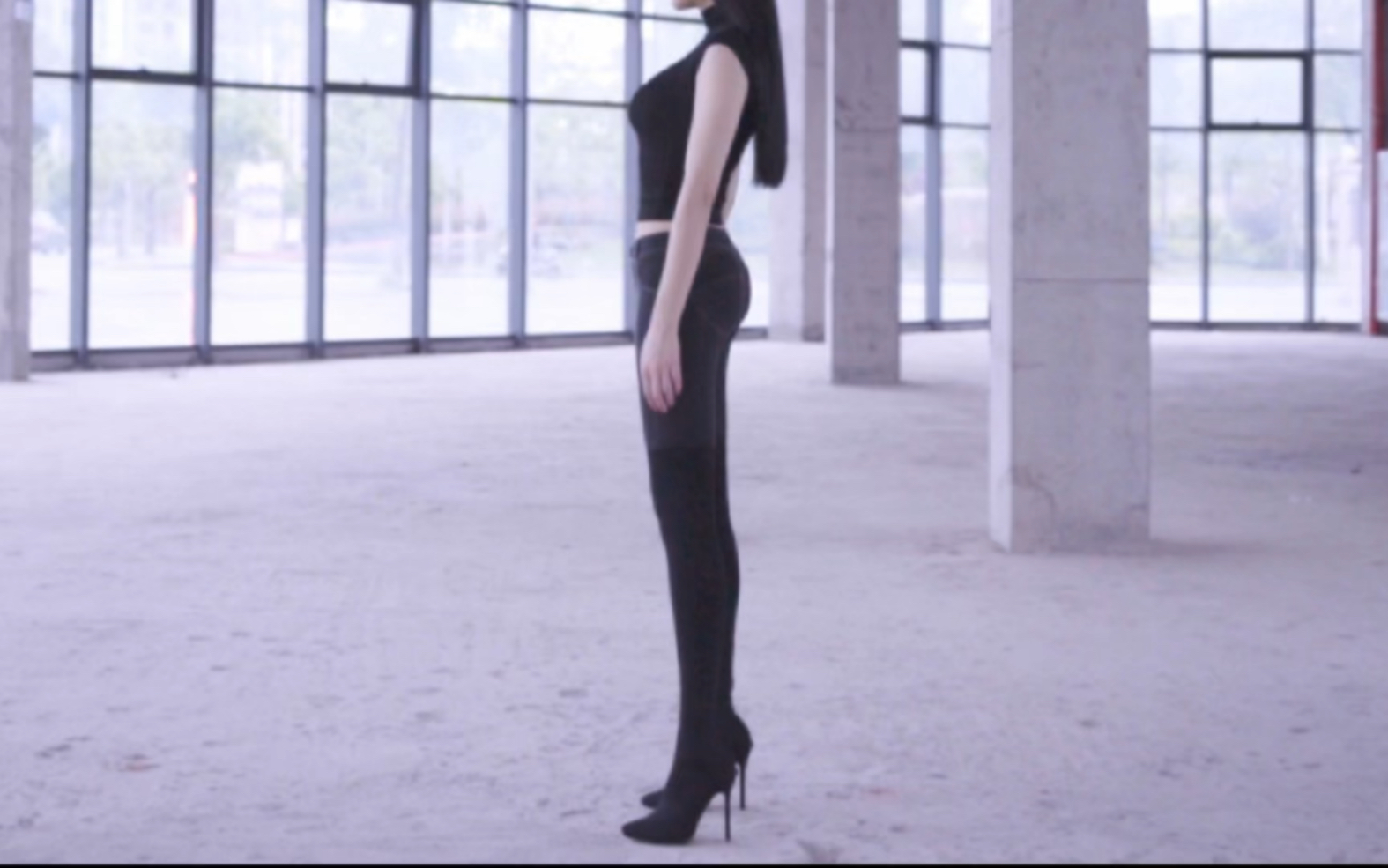Is the body the best dress?