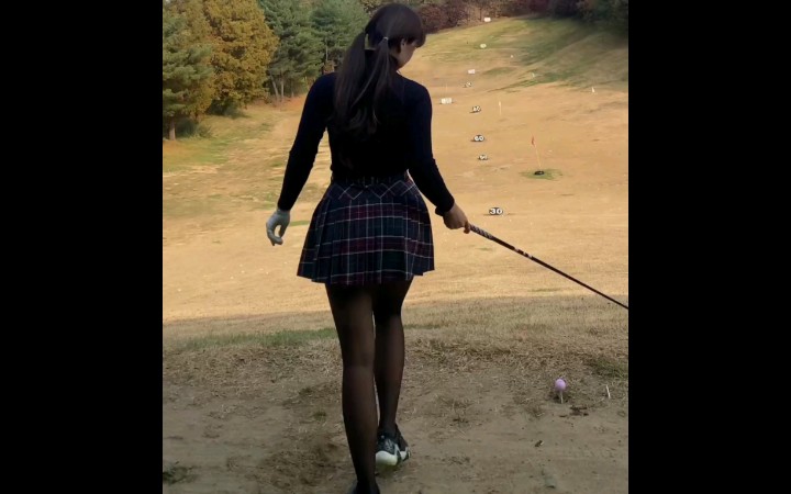 I'm playing ball with a client. I've arranged for a double ponytail.
